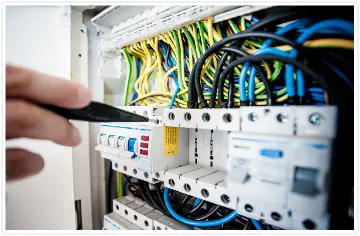 instalatii electrice apartamente